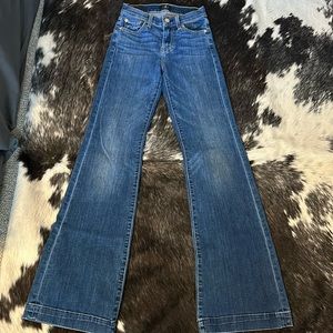 7 For all Mankind dojo flares